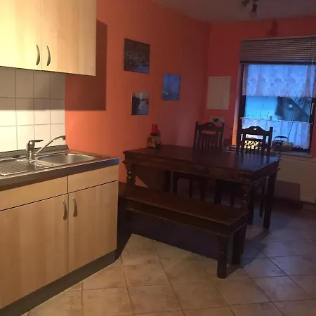 Apartment Ferienwohnung Storchenhof Niepars